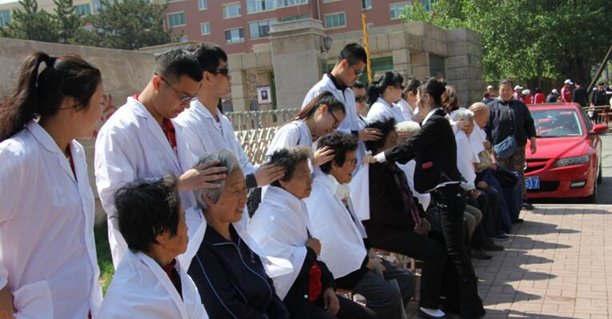 临床医学专业毕业生由供不应求变为供过