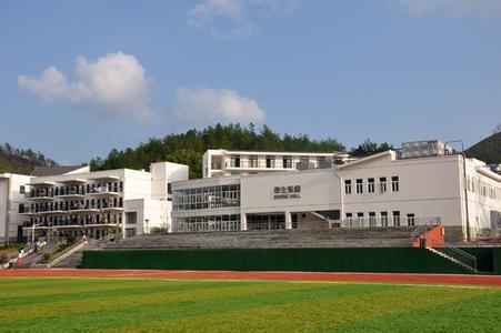 学历层次：中职