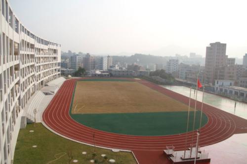 学历层次：大专
